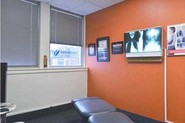 Chiropractic Roseville MN Adjustment Room