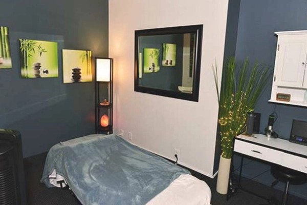 Chiropractic Roseville MN Massage Room